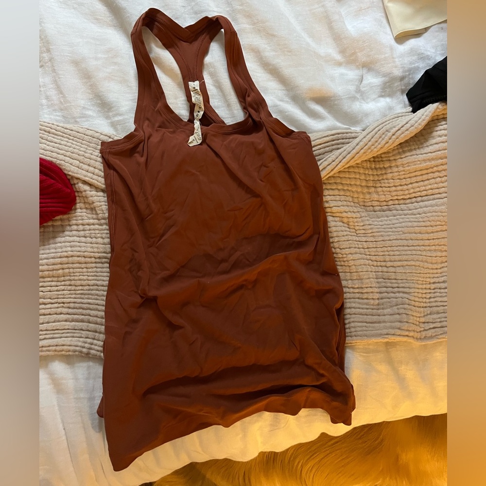 Lululemon scoop neck tank